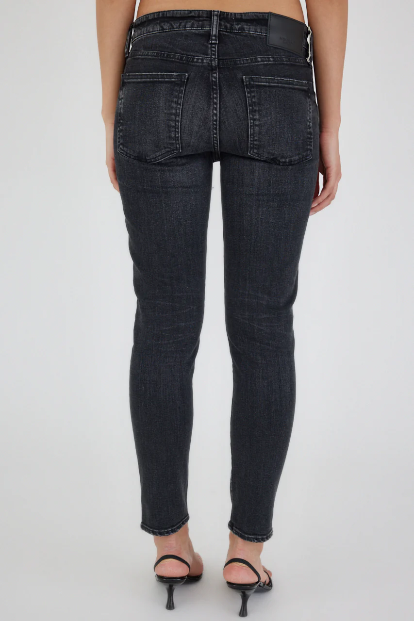 SKINNY - Burlington - Image 3