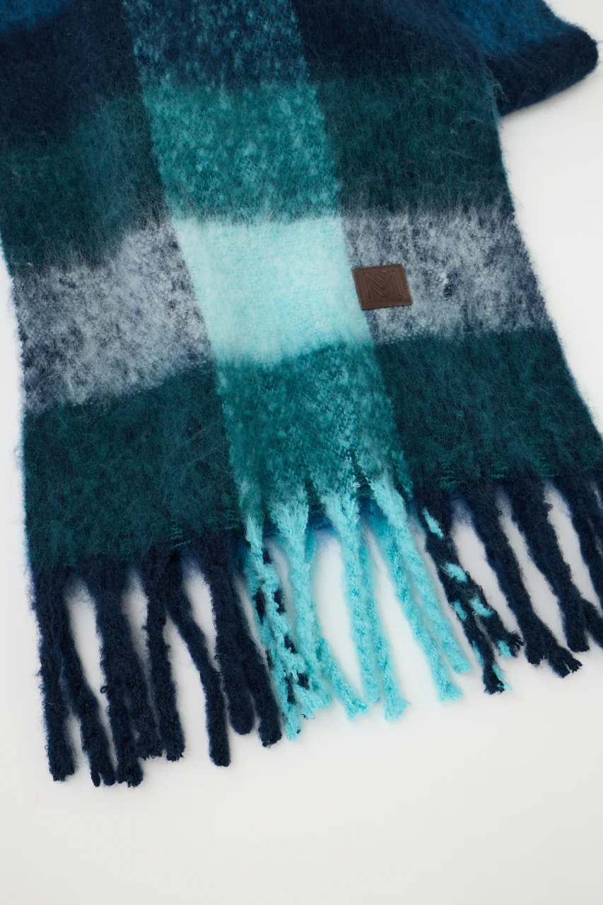 FLUFFY KNIT SCARF - Image 4
