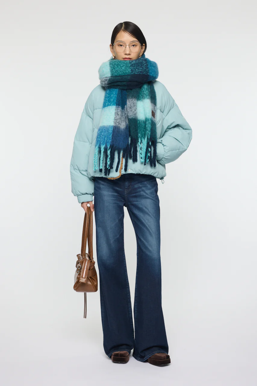 FLUFFY KNIT SCARF - Image 7