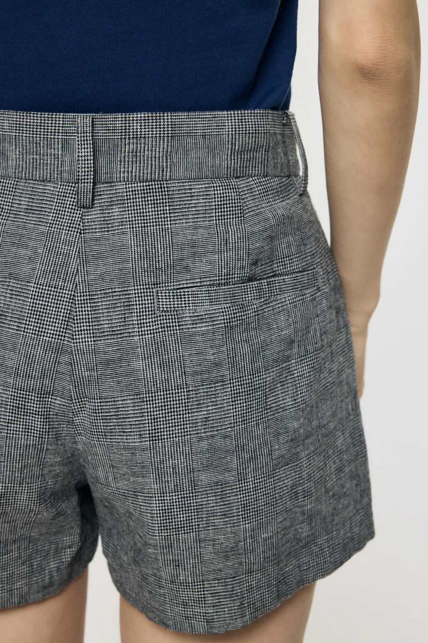 LINEN BLEND MICRO SHORTS - Image 8