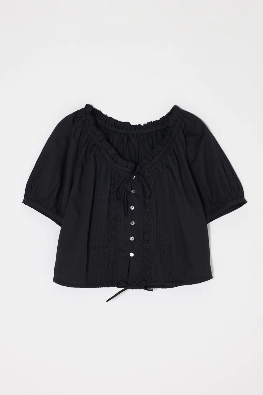 SCOOP NECK PIN TUCK BLOUSE